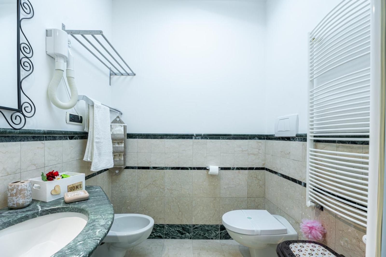 Giulia'S House Roma Apartment Ngoại thất bức ảnh